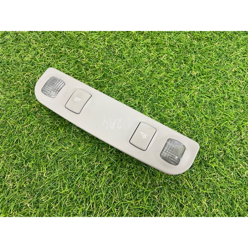 Плафон салона (салон) AUDI A4 B6 2.4BDV 8E0947111A