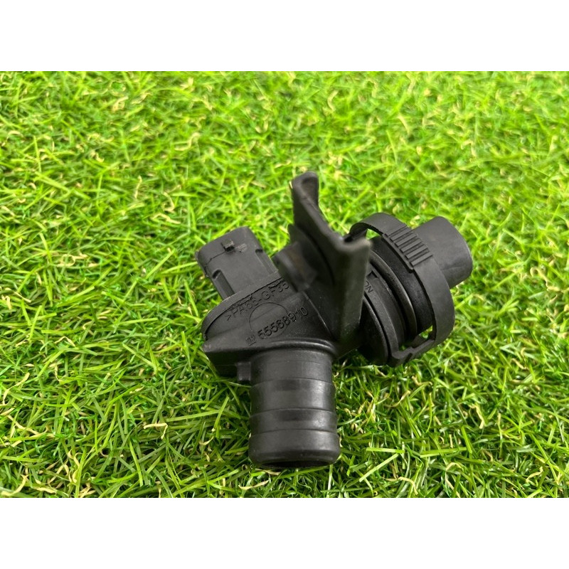 Клапан (двигатель и элементы) Opel Insignia A 2012 2.0 DTH 55568910