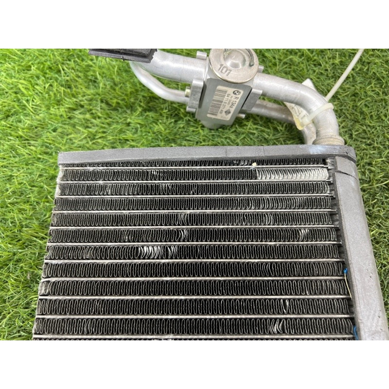 Испаритель кондиционера (отопление и кондиционирование) BMW 5-series E39 2001 M57d30 64118385560