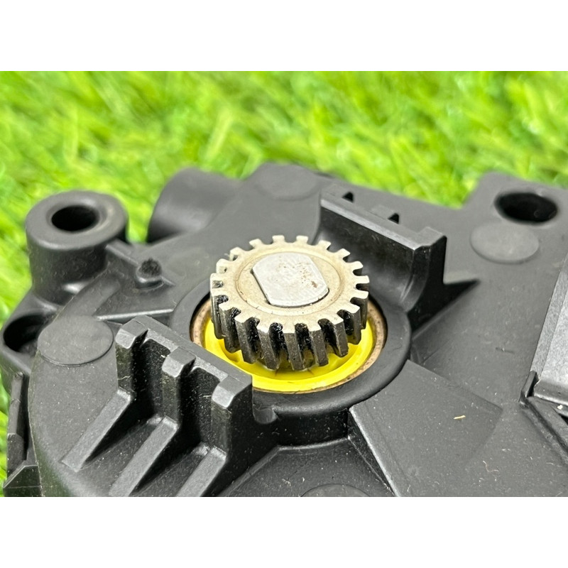 Мотор люка (электрика) AUDI A8 D4 2011 4,2 4H4959591