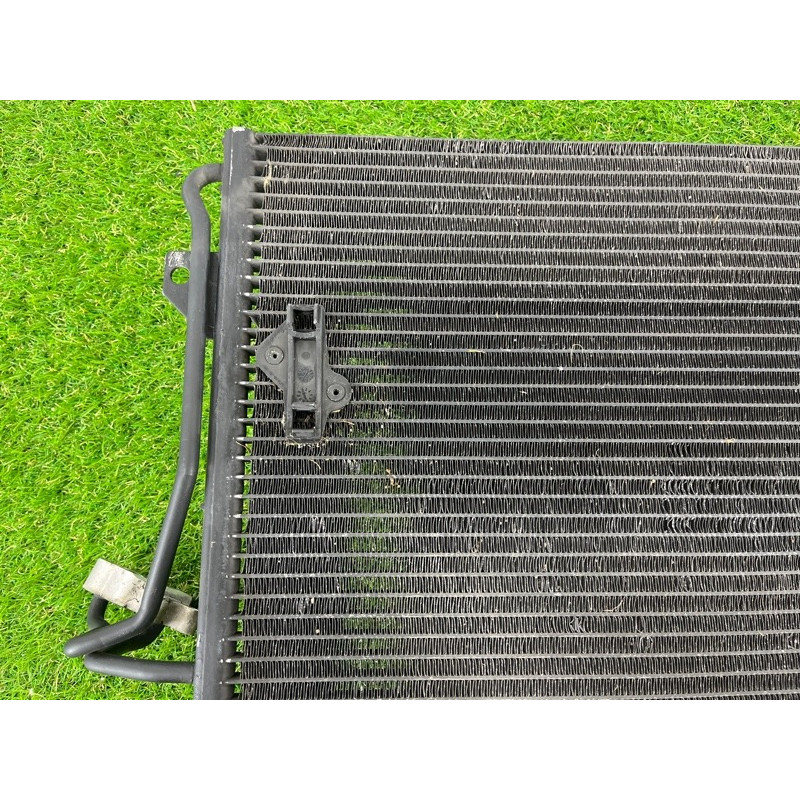 Радиатор кондиционера (отопление и кондиционирование) AUDI Q7 4L 2007 3.6 4L0260401A