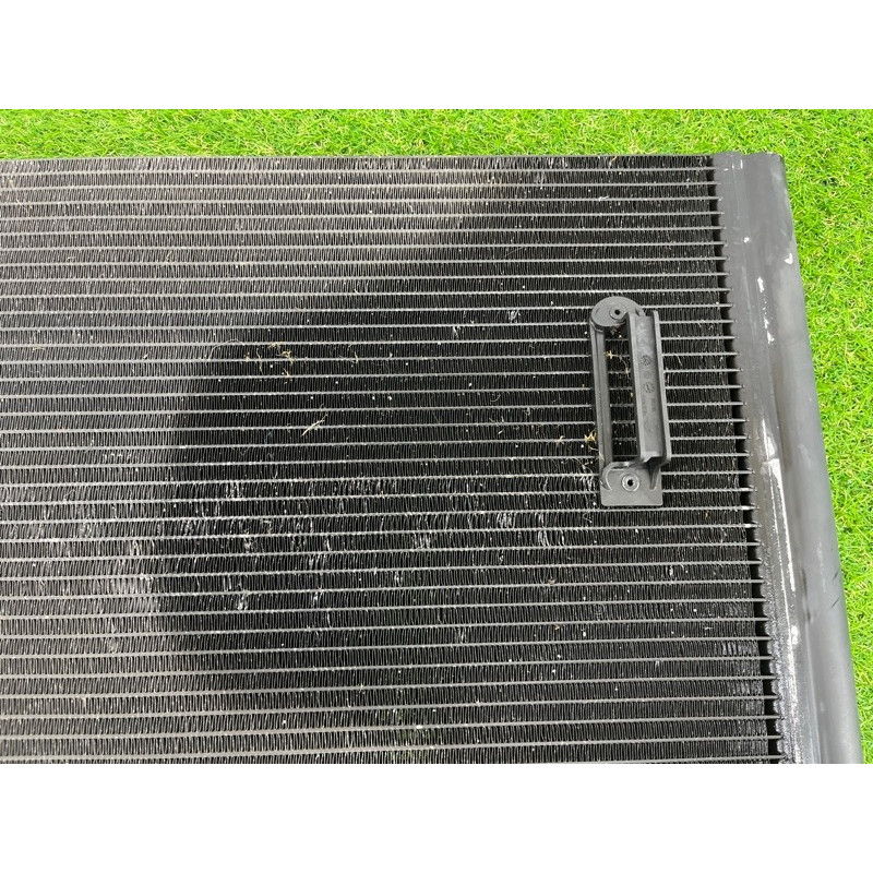 Радиатор кондиционера (отопление и кондиционирование) AUDI Q7 4L 2007 3.6 4L0260401A