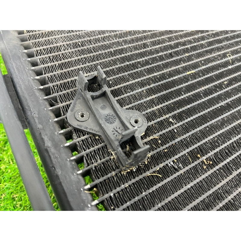 Радиатор кондиционера (отопление и кондиционирование) AUDI Q7 4L 2007 3.6 4L0260401A