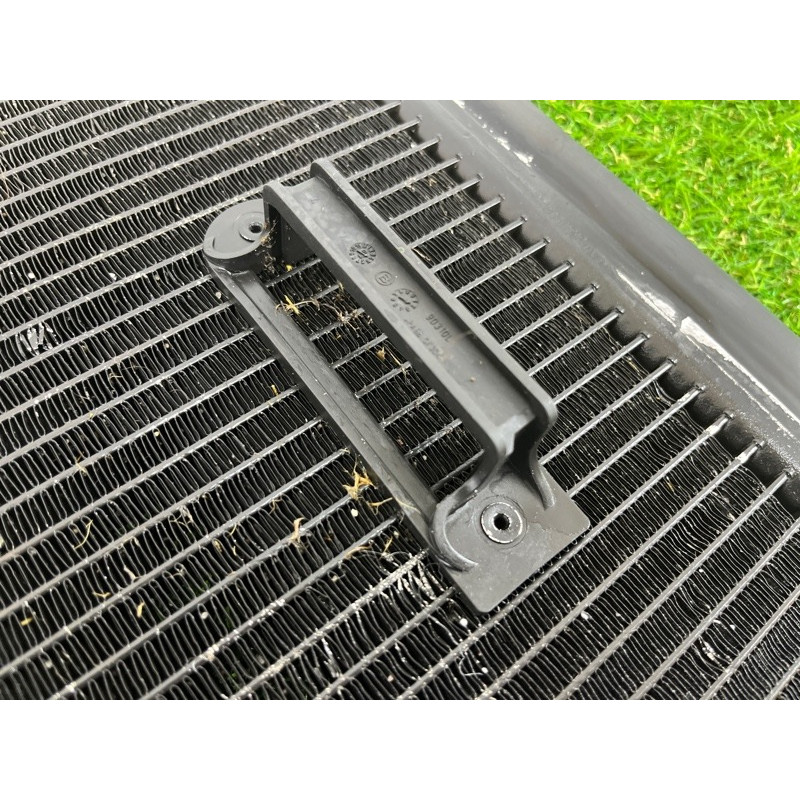 Радиатор кондиционера (отопление и кондиционирование) AUDI Q7 4L 2007 3.6 4L0260401A