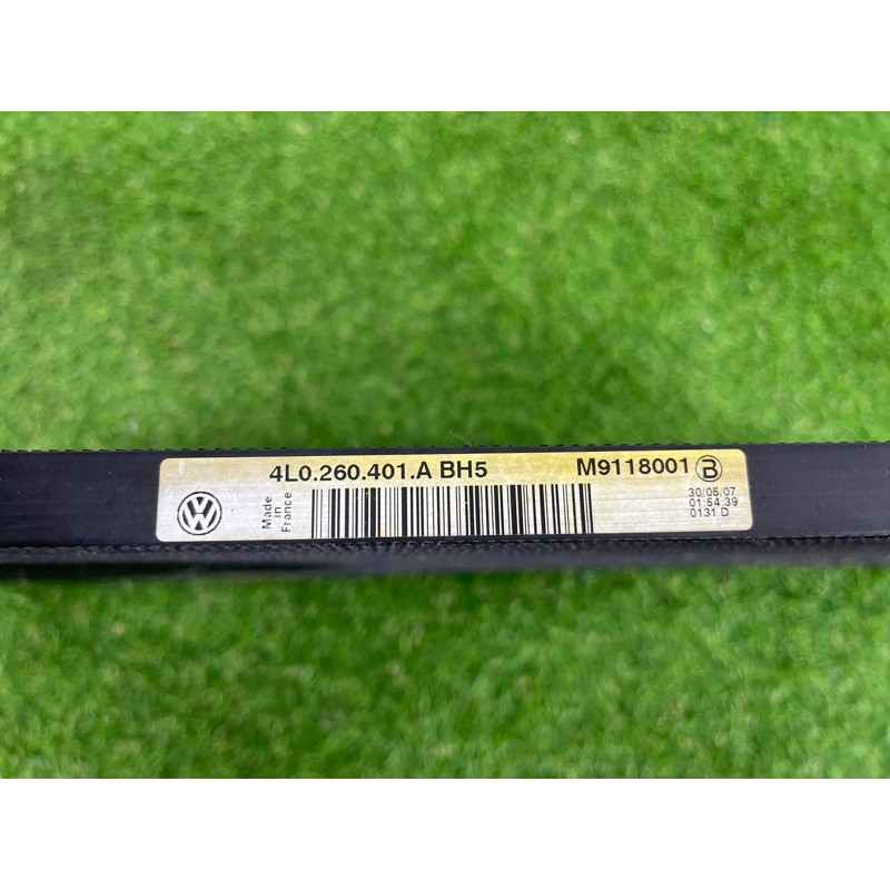 Радиатор кондиционера (отопление и кондиционирование) AUDI Q7 4L 2007 3.6 4L0260401A