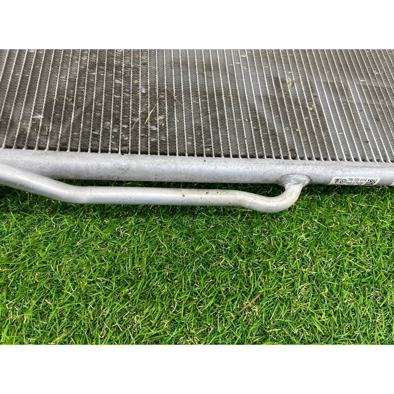 Радиатор кондиционера (отопление и кондиционирование) Volkswagen Touareg NF 2012 3.6 7P0820411A