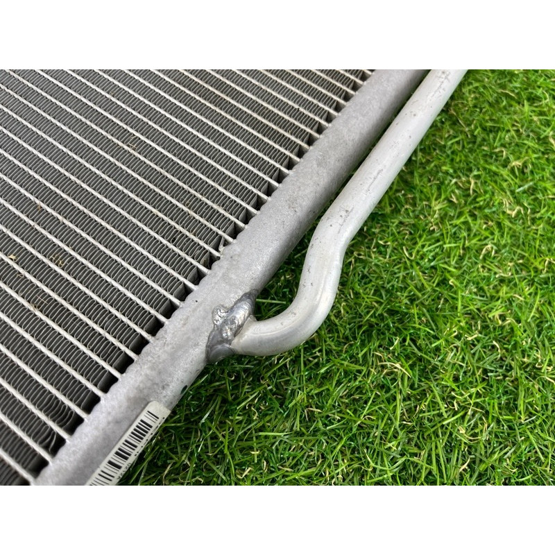 Радиатор кондиционера (отопление и кондиционирование) Volkswagen Touareg NF 2012 3.6 7P0820411A