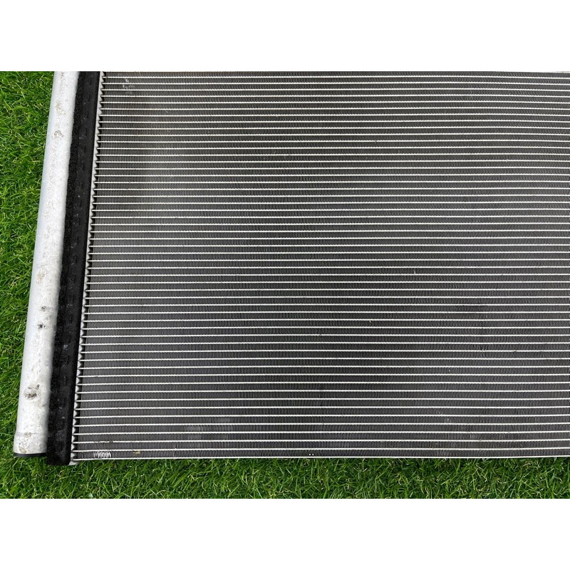 Радиатор кондиционера (отопление и кондиционирование) Volkswagen Touareg NF 2011 3.6 7P0820411A