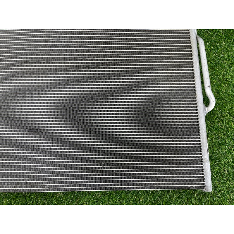 Радиатор кондиционера (отопление и кондиционирование) Volkswagen Touareg NF 2011 3.6 7P0820411A