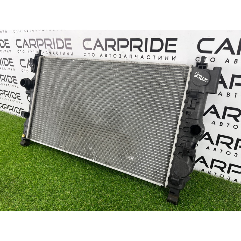 Радиатор охлаждения (система охлаждения) CHEVROLET Cruze J300 2011 1.4 13267668