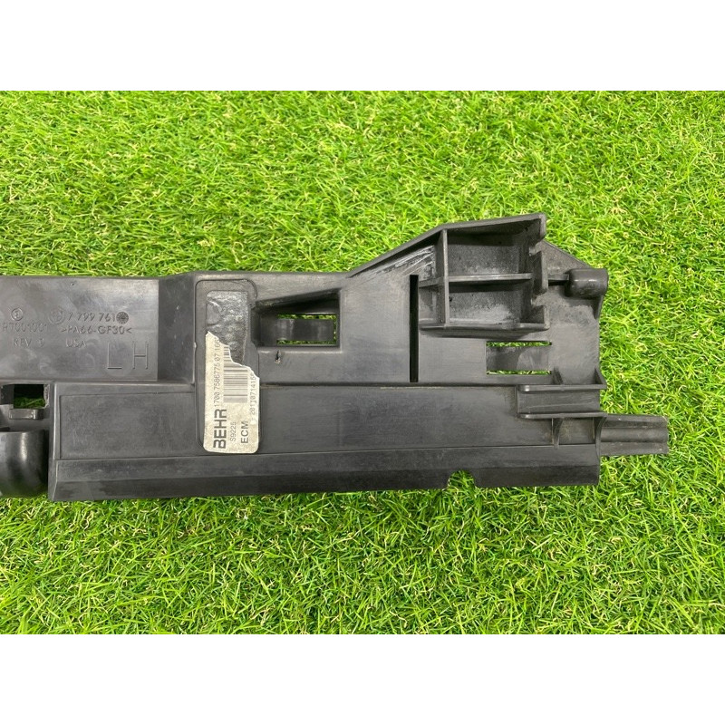 Рамка радиатора (кузов и элементы) BMW X5 E70 2012 3.0 N55 17118572188