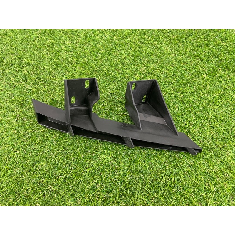 Крепление бампера (кузов и элементы) AUDI Q7 4L 2014 3.0 TFSi CTWB 4L0807333A