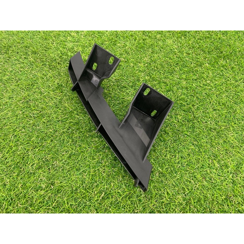 Крепление бампера (кузов и элементы) AUDI Q7 4L 2014 3.0 TFSi CTWB 4L0807333A