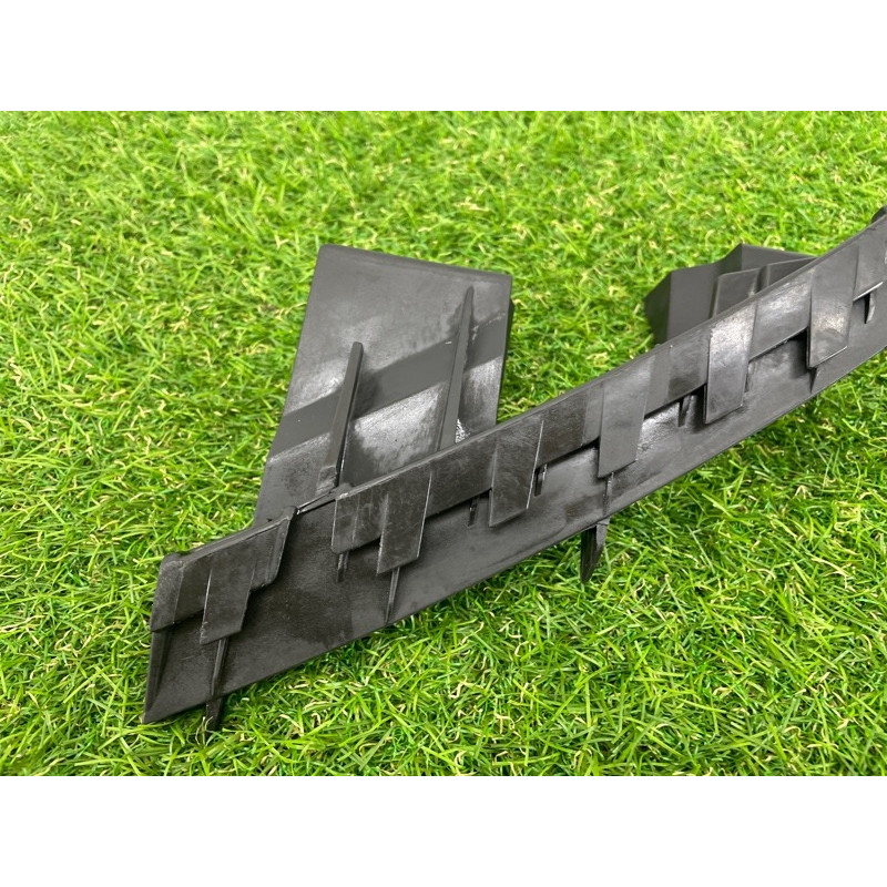 Крепление бампера (кузов и элементы) AUDI Q7 4L 2014 3.0 TFSi CTWB 4L0807333A