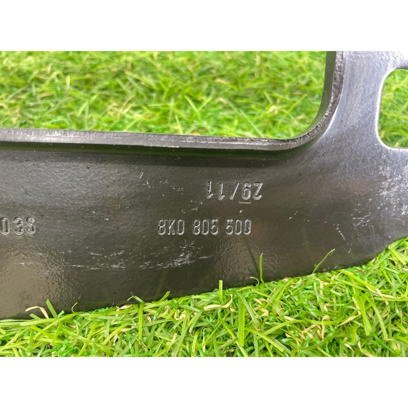 Кронштейн усилителя бампера (стекла и зеркала) AUDI A4 B8 2012 2.0 TFSI 8K0805500