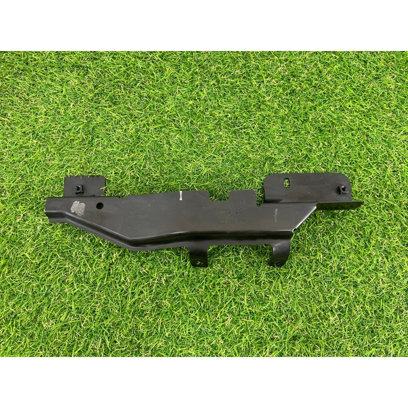 Кронштейн звукового сигнала (кузов и элементы) AUDI Q7 4L 2014 3.0 TFSi CTWB 4L0951229A