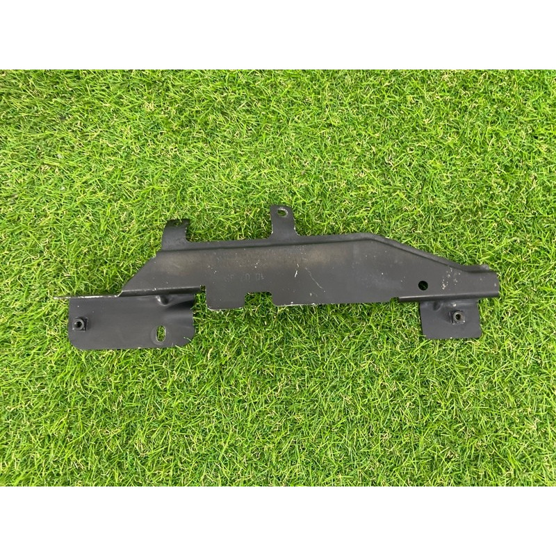 Кронштейн звукового сигнала (кузов и элементы) AUDI Q7 4L 2007 3.6 4L0951229A