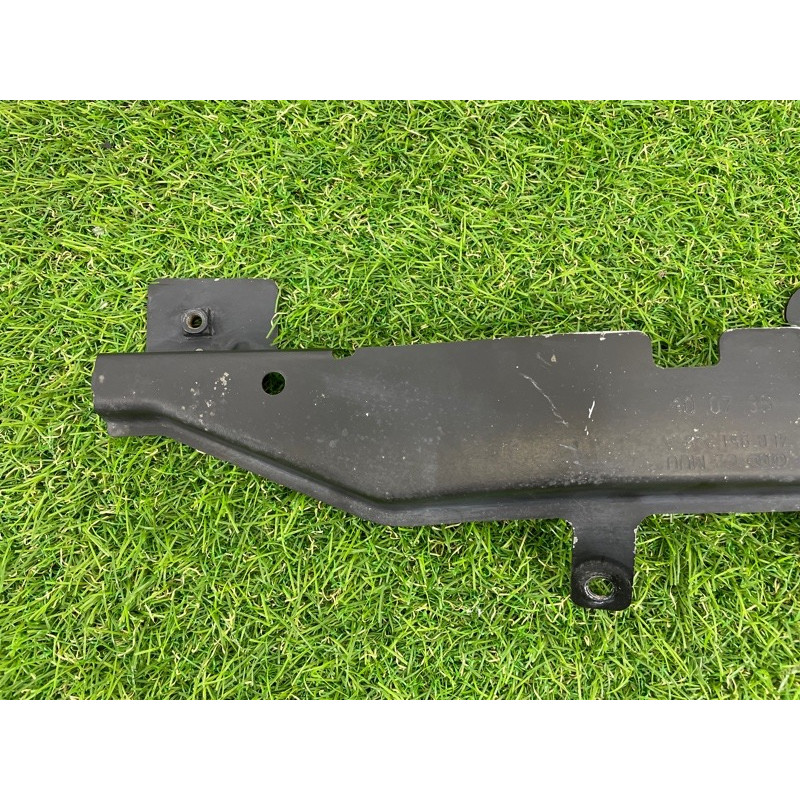 Кронштейн звукового сигнала (кузов и элементы) AUDI Q7 4L 2007 3.6 4L0951229A