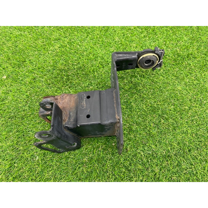 Кронштейн посилювача бампера (скло та дзеркала) AUDI Q7 4L 2007 3.6 4L0807134C