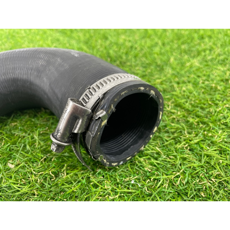 Патрубок интеркулера (двигатель и элементы) Volkswagen Touareg NF 2012 3.0 7P0145708A