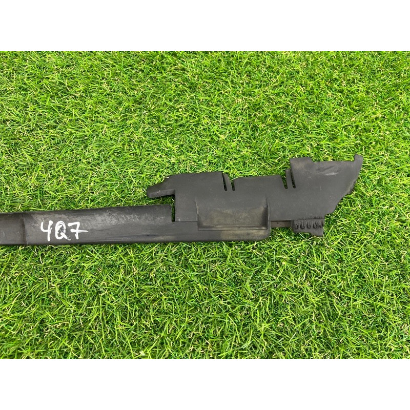 Диффузор радиатора (кузов и элементы) AUDI Q7 4L 2014 3.0 TFSi CTWB 7L0121331B