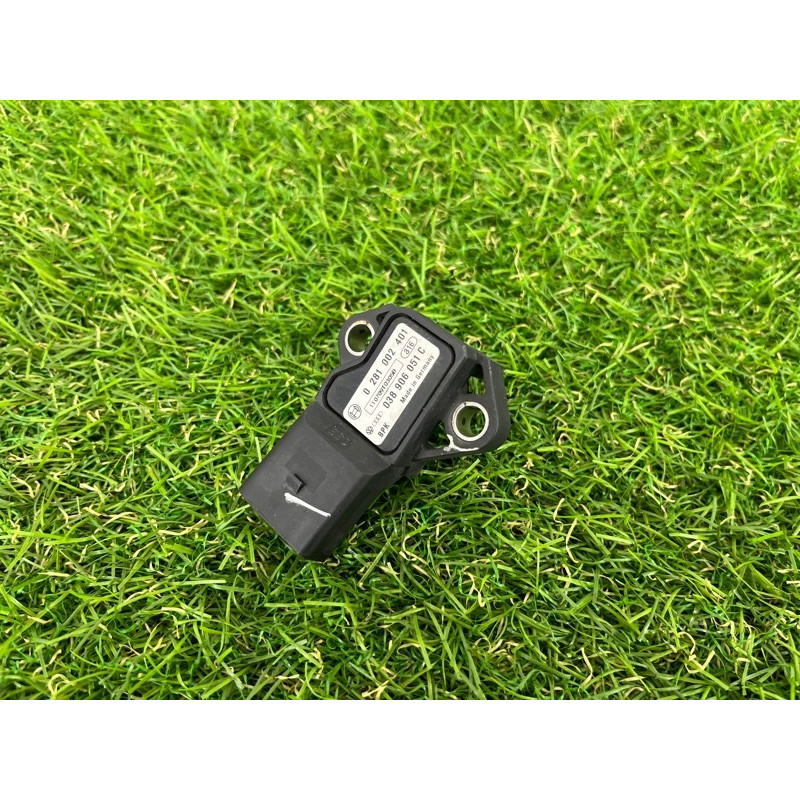 Датчик давления воздуха (электрика / датчики) Volkswagen Touareg NF 2012 3.0 038906051C