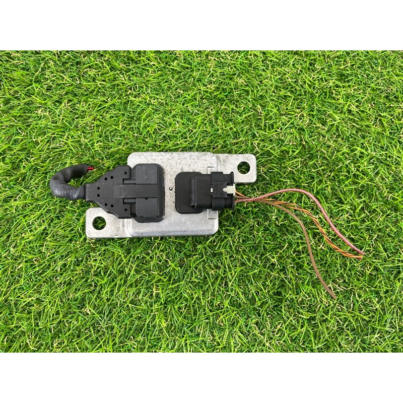 Датчик NOX (электрика двигателя) Volkswagen Touareg NF 2012 3.0 8K0907807D