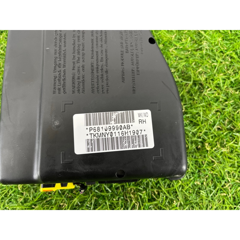 Airbag сидіння (airbag/безопасность) Jeep Grand Cherokee WK2 2016 3.6 68109990AB