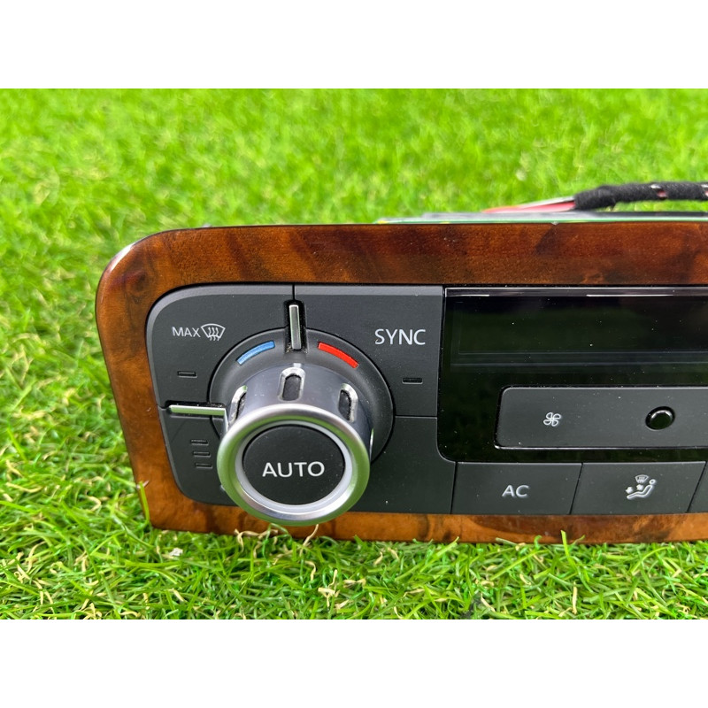 Блок управления климат-контролем (электрика / блоки управления) Volkswagen Touareg NF 2012 3.0 7P6907040BA