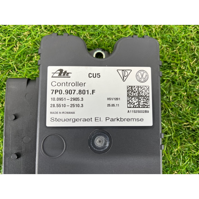Блок управления стояночным тормозом (электрика / блоки управления) Volkswagen Touareg NF 2012 3.0 7P0907801F