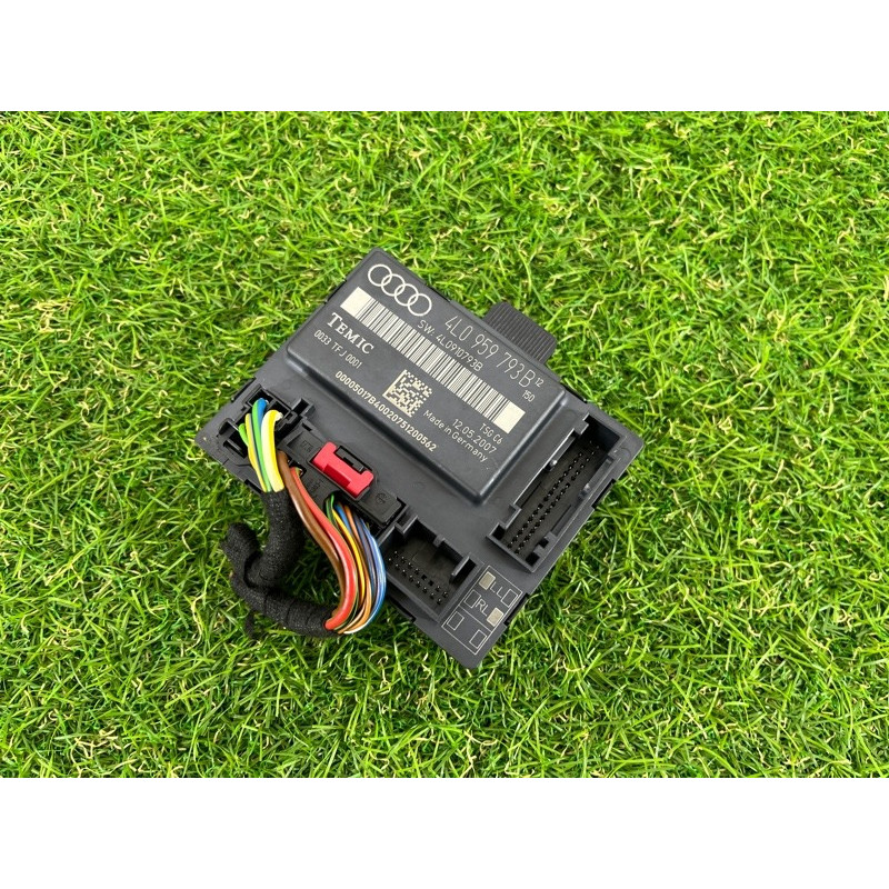 Блок управления дверьми (электрика / блоки управления) AUDI Q7 4L 2007 3.6 4L0959793B