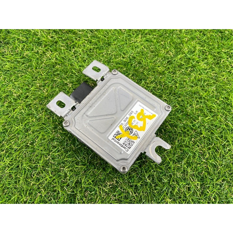 Блок управления топливным насосом (электрика / блоки управления) Volkswagen Touareg NF 2012 3.0 7P0906093B