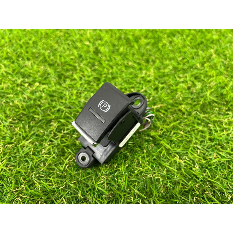 Кнопка стояночного тормоза (электрика / кнопки) PORSCHE CAYENNE 958 2012 4.8 95861325100