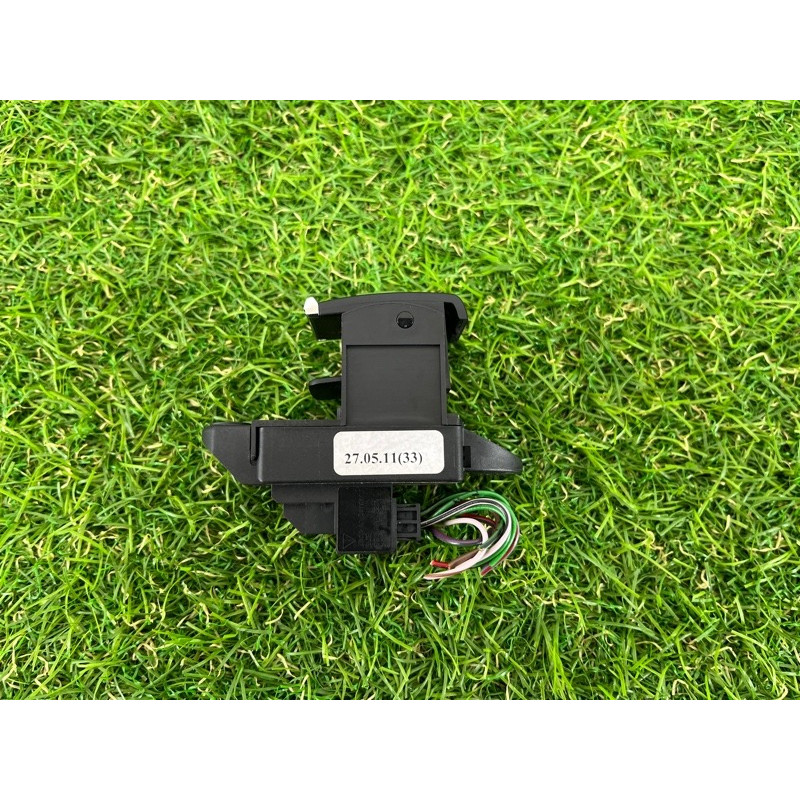 Кнопка стояночного тормоза (электрика / кнопки) PORSCHE CAYENNE 958 2012 4.8 95861325100