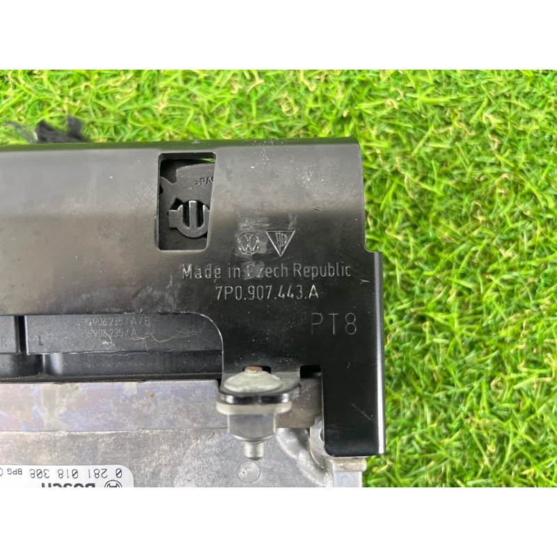 Блок управления двигателем (электрика / блоки управления) Volkswagen Touareg NF 2012 3.0 7P0907401J