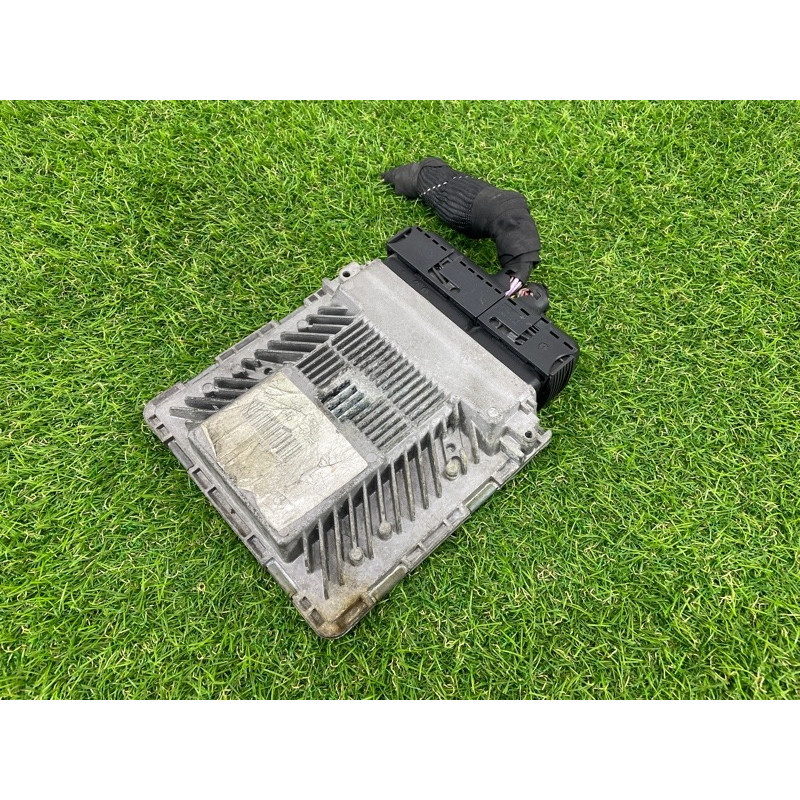 Блок управления двигателем (электрика / блок управления) AUDI A7 4G 2013 3.0 CGXB 4G0907551A4G8