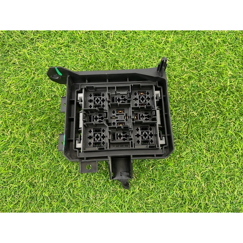 Блок предохранителей (электрика) Volkswagen Touareg NF 2011 3.6 7P0937211A