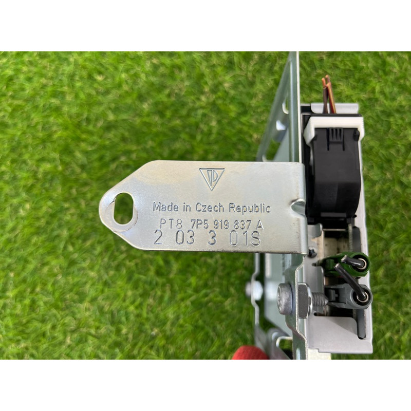 Блок управления камерой (электрика / блоки управления) PORSCHE CAYENNE 958 2013 3.6 95861804500