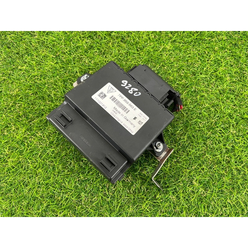 Стабилизатор напряжения (электрика / блоки управления) Volkswagen Touareg NF 2011 3.6 7PP959663E