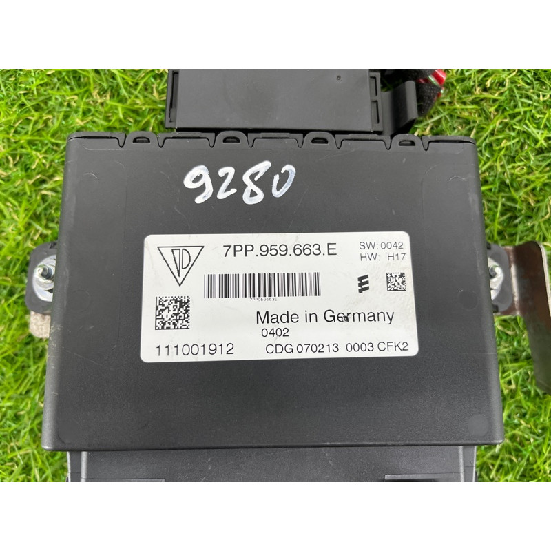 Стабилизатор напряжения (электрика / блоки управления) Volkswagen Touareg NF 2011 3.6 7PP959663E