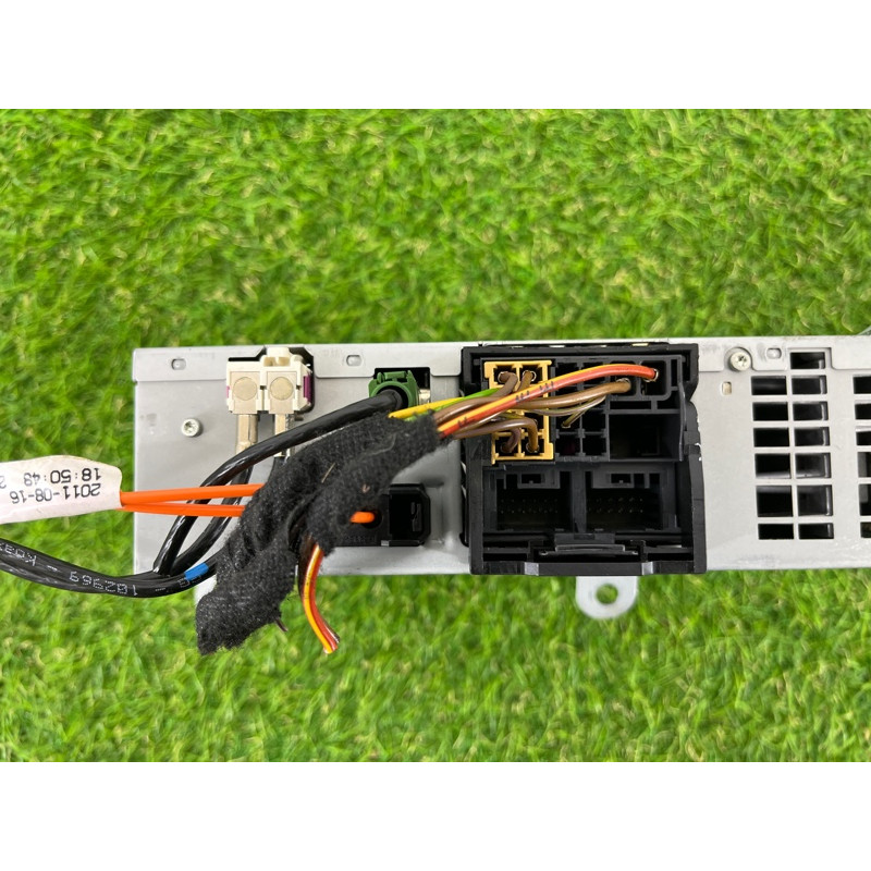 Блок радиоприемника (электрика / блоки управления) Volkswagen Touareg NF 2012 3.0 4G0035080B