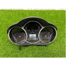 Панель приборов