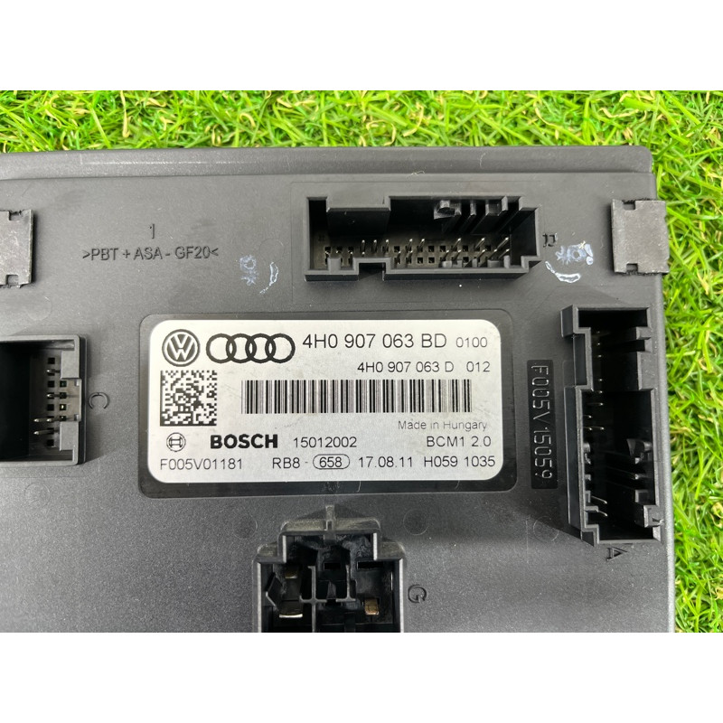 Блок комфорта (электрика / блоки управления) Volkswagen Touareg NF 2012 3.0 4H0907063BD