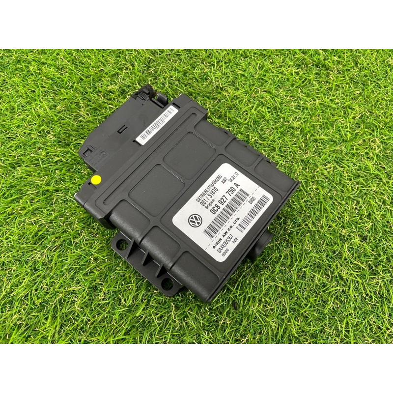 Блок управления АКПП (электрика / блоки управления) Volkswagen Touareg NF 2012 3.6 0C8927750A