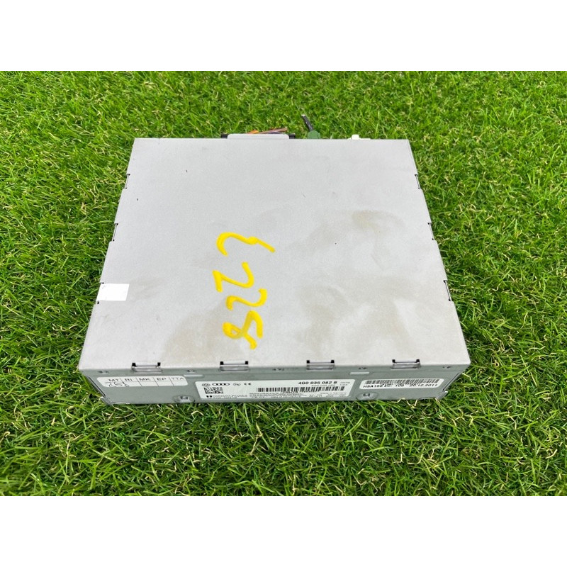 Блок радиоприемника (электрика / блоки управления) Volkswagen Touareg NF 2012 3.6 4G0035080B