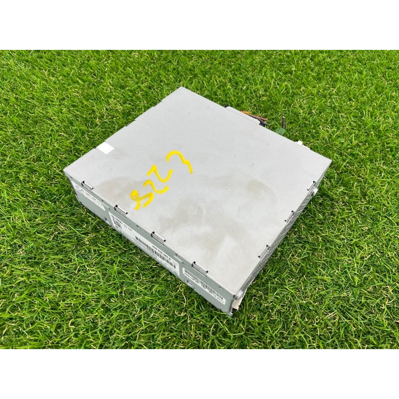 Блок радиоприемника (электрика / блоки управления) Volkswagen Touareg NF 2012 3.6 4G0035080B