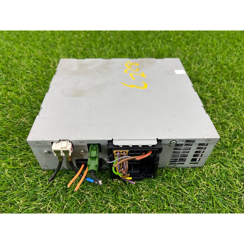 Блок радиоприемника (электрика / блоки управления) Volkswagen Touareg NF 2012 3.6 4G0035080B