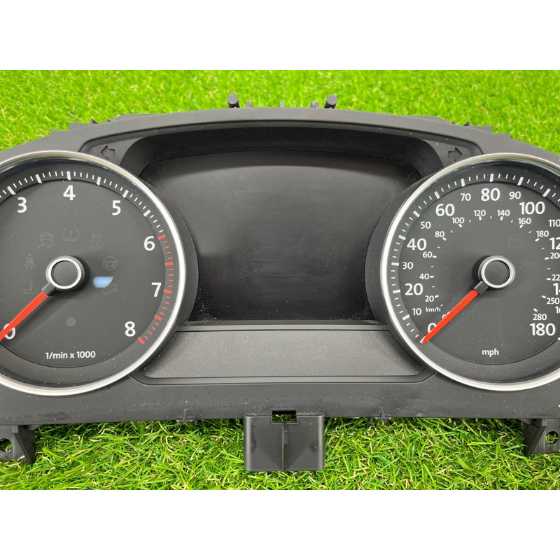 Панель приборов (салон) Volkswagen Touareg NF 2012 3.6 7P6920981S