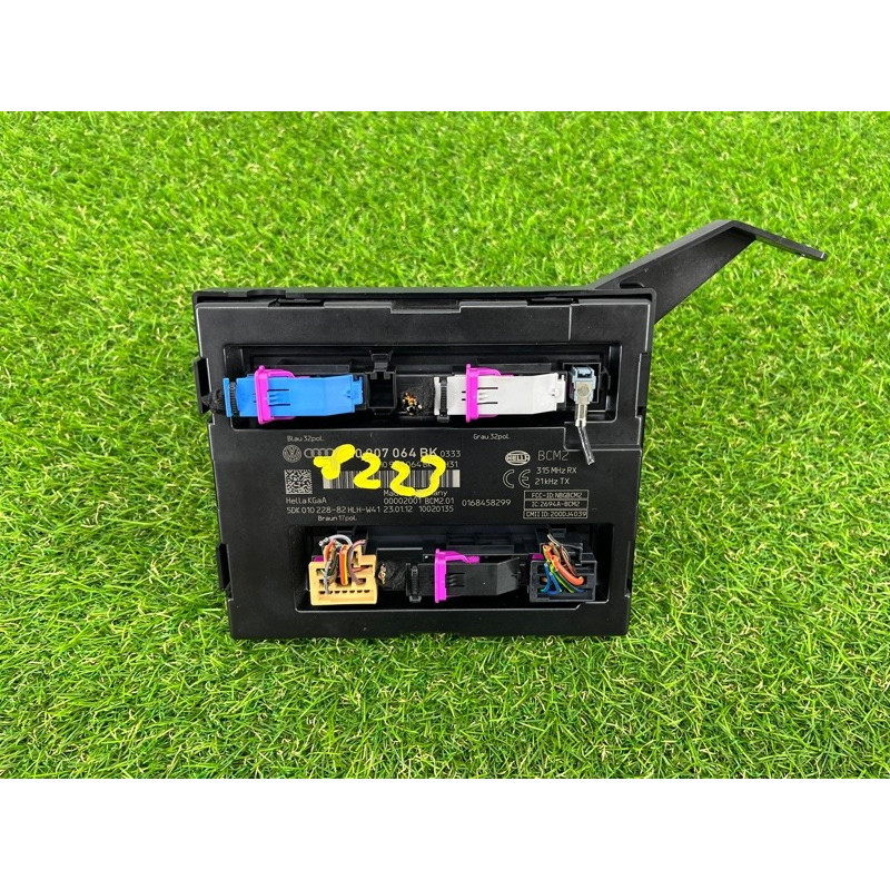 Модуль BCM (электрика / блоки управления) Volkswagen Touareg NF 2012 3.6 4H0907064BK