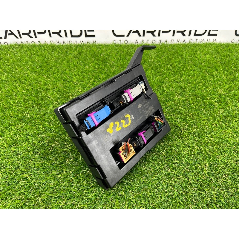 Модуль BCM (электрика / блоки управления) Volkswagen Touareg NF 2012 3.6 4H0907064BK